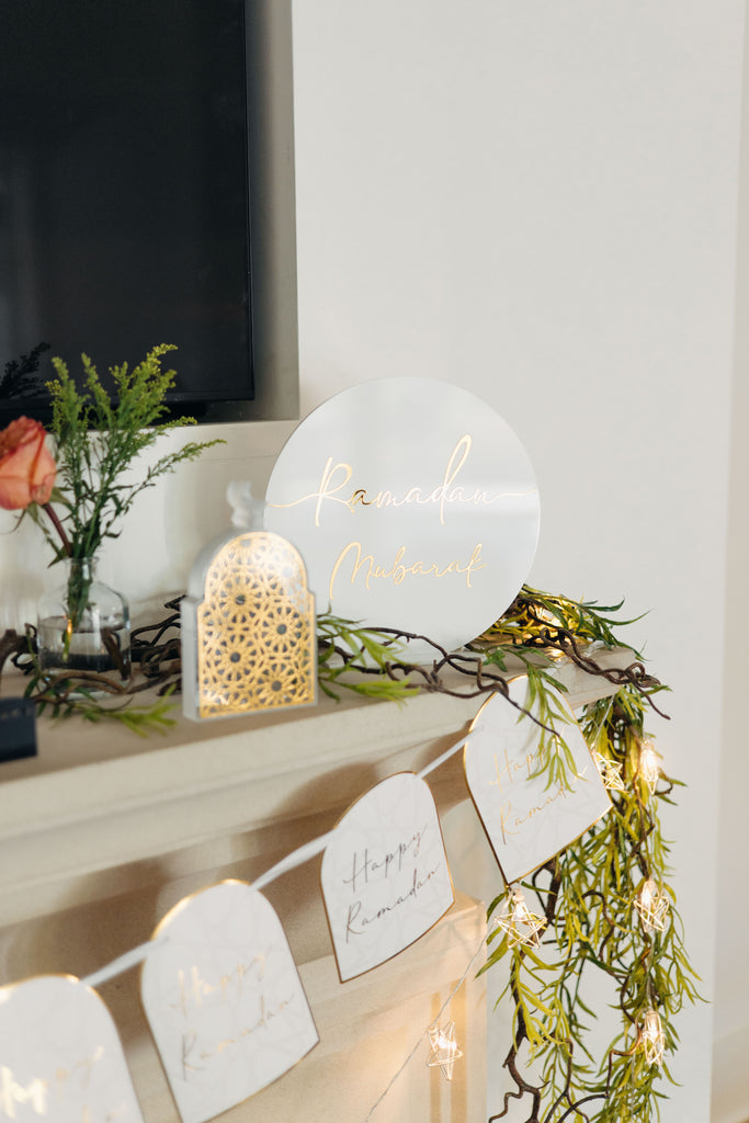Ramadan Arches Banner; Ramadan Decorations; Party; Decor; Islamic Decor; Muslim Decor; Happy Ramadan; Jerusalem; Modern; Gold; Elegant; Arch Banner
