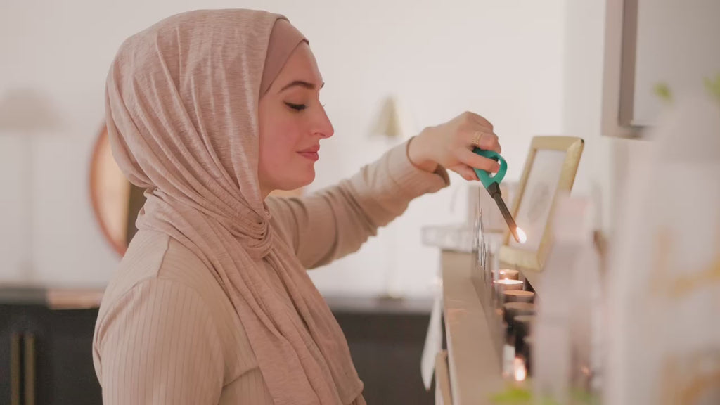 Eid, Ramadan, decor, party, Eid gifts and traditions, Islamic holidays, Ramadan fasting, Eid, Ramadan, Party, Decor, Holiday, Celebrate, Trendy, Elevated style, modern, elegant, Candle Arabian night