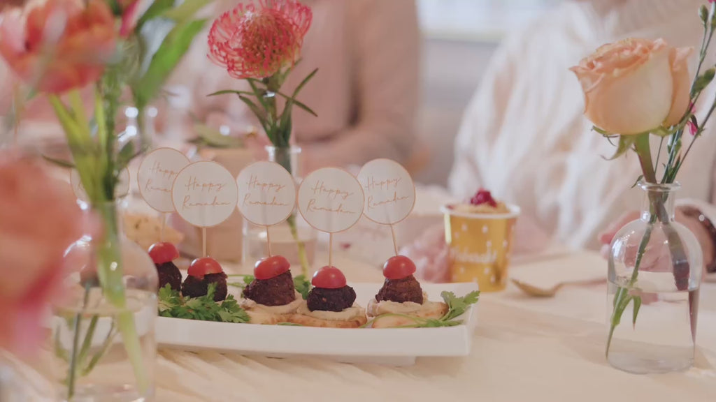 Eid, Ramadan, decor, party, Eid gifts and traditions, Islamic holidays, Ramadan fasting, Eid, Ramadan, Party, Decor, Holiday, Celebrate, Trendy, Elevated style, modern, elegant, Minimal, Desert Toppers, Happy Ramadan